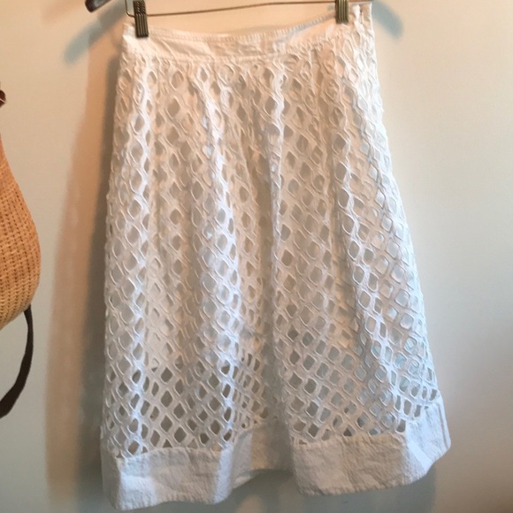 New sz 4 Anthropologie Eclipsed Eyelet skirt - Picture 5 of 8